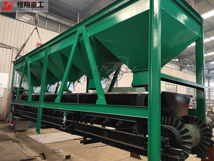 復合肥生產線、6臺對輥擠壓造粒機發貨